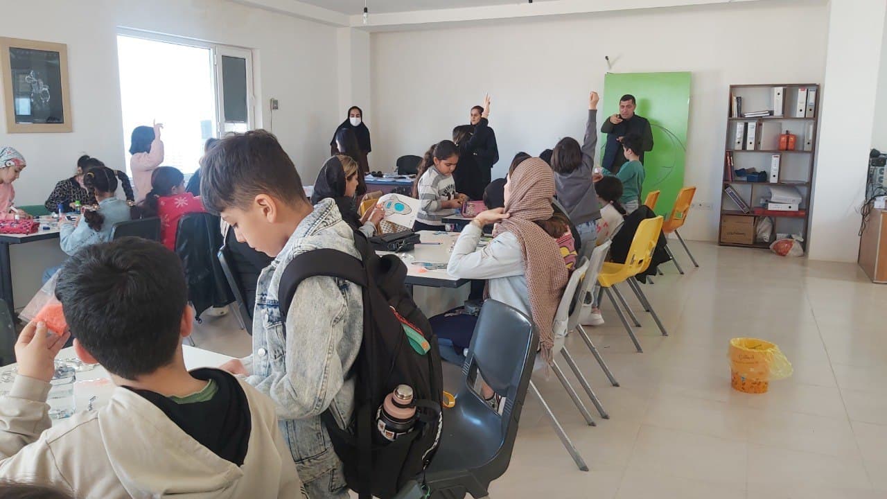 دبستان غیر دولتی دخترانه بام